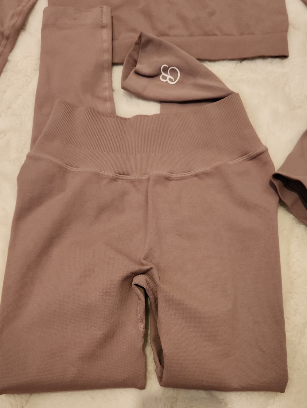 Bombshell Sportswear Cheeky Seamless Leggings - Picture 2 of 4
